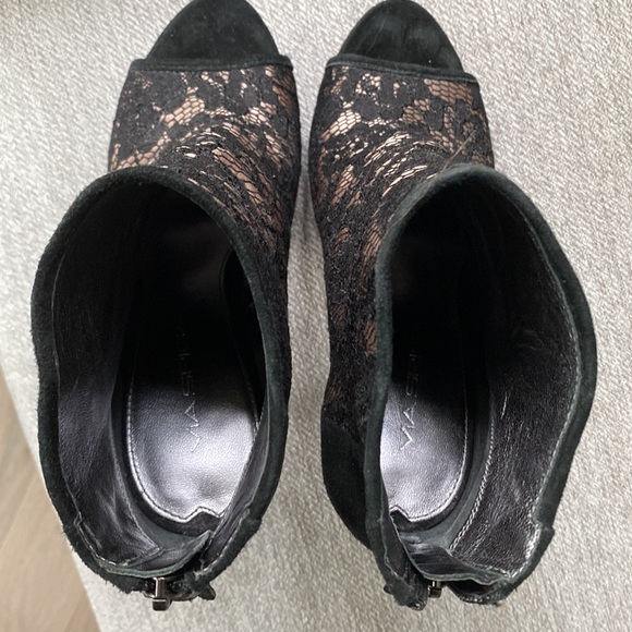 Via Spiga Women’s Platform Boot/Heel - Picture 7 of 7